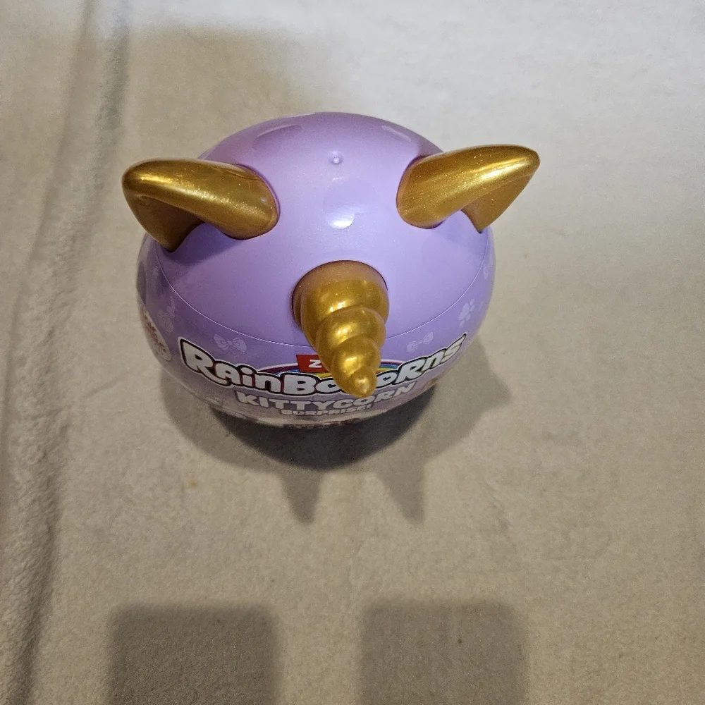 Rainbocorns Kittycorn Surprise! Purple Gold Egg Over 10 Surprises Peel & Reveal - Picture 13 of 14